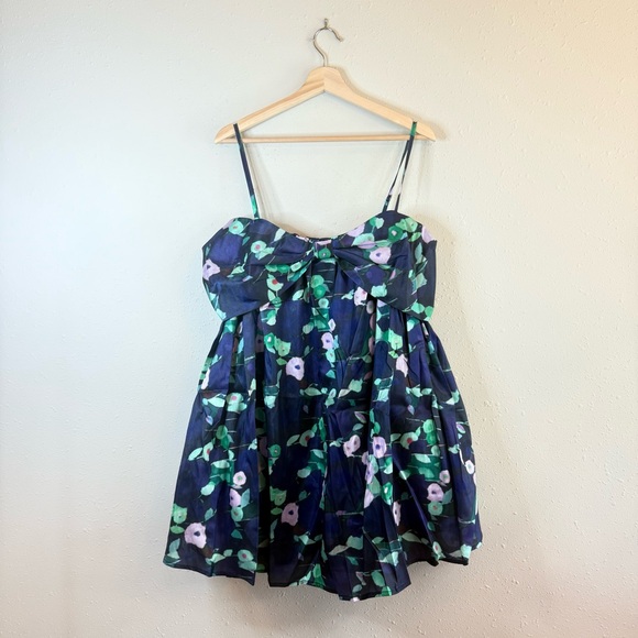 Hutch Bow Navy Multi Floral Babydoll Mini Dress Size Large NWT - Picture 5 of 14